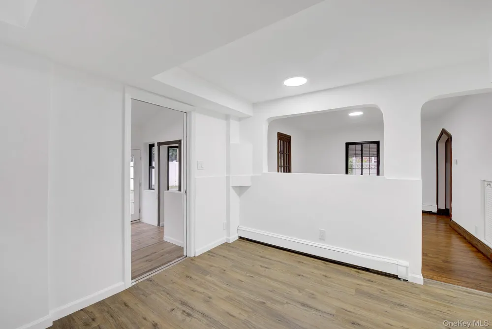 54 Surrey Lane Hempstead, NY 11550