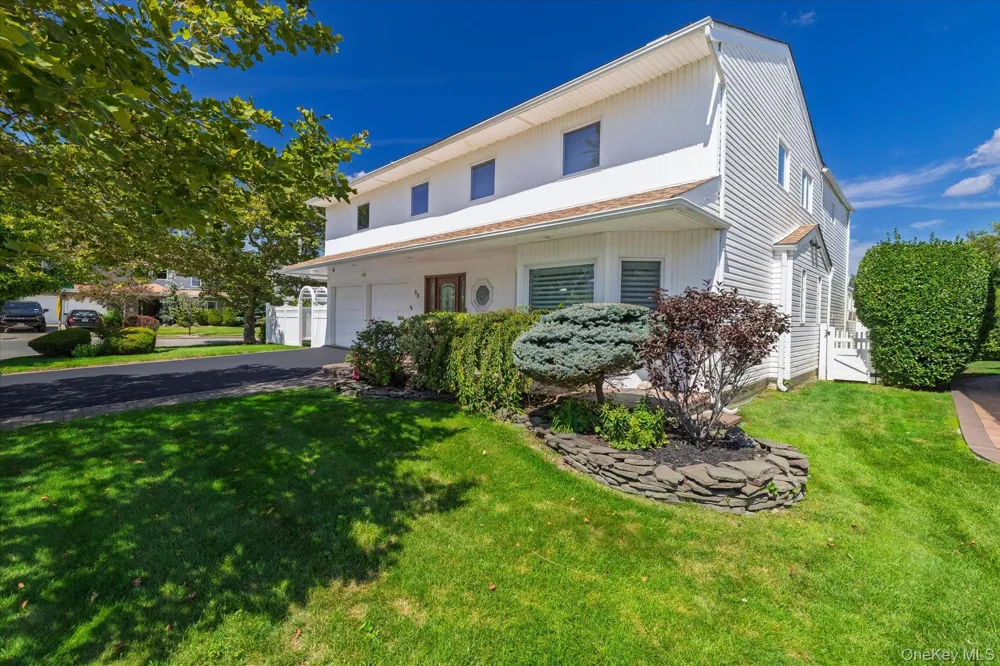 85 Jeffery Lane Oceanside, NY 11572