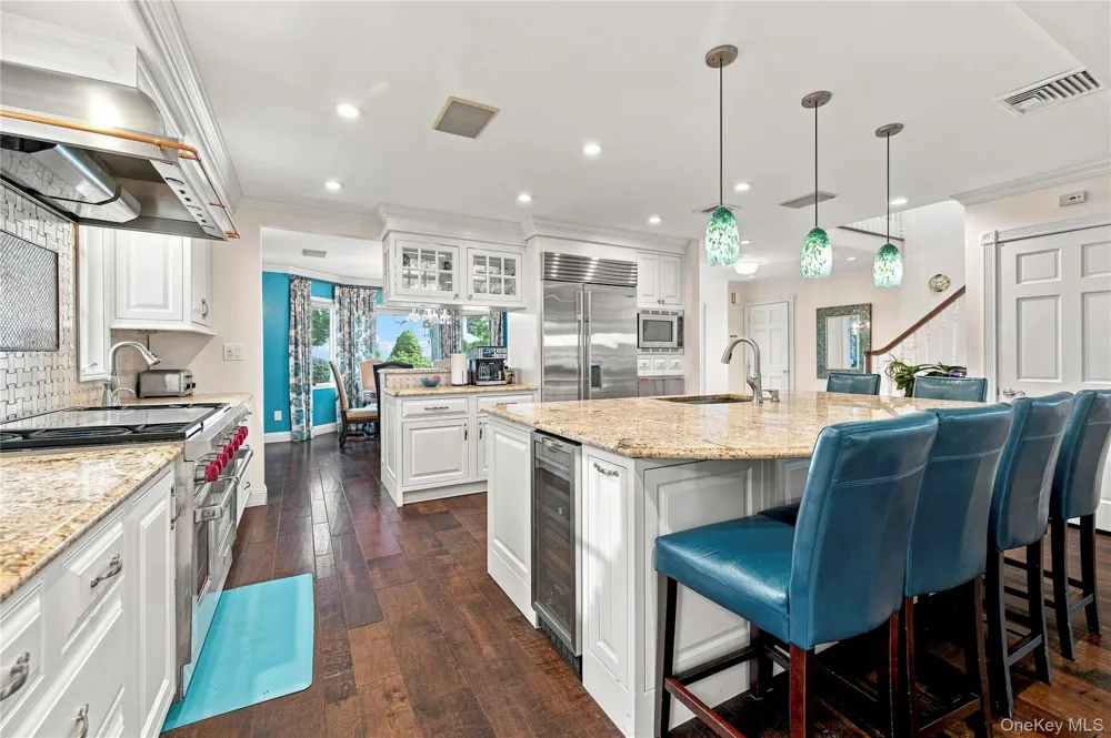85 Jeffery Lane Oceanside, NY 11572