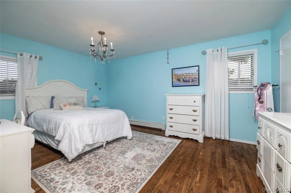 85 Jeffery Lane Oceanside, NY 11572