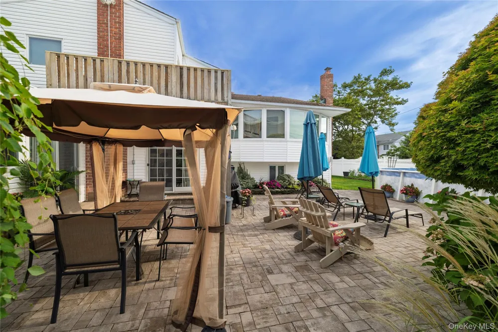 85 Jeffery Lane Oceanside, NY 11572