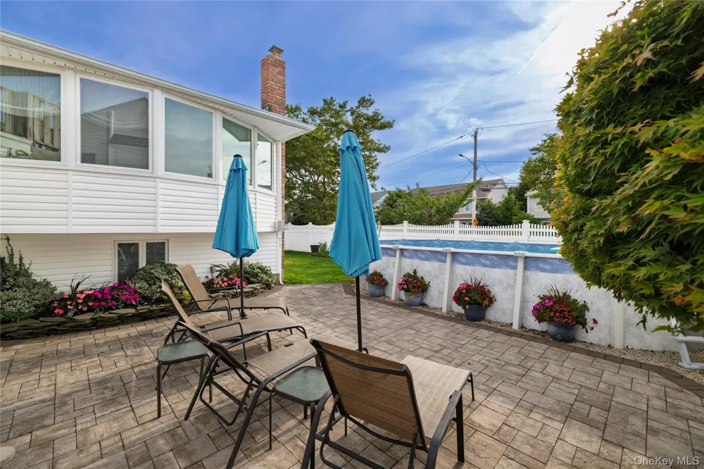 85 Jeffery Lane Oceanside, NY 11572