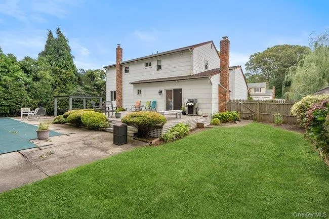 14 Format Lane Smithtown, NY 11787
