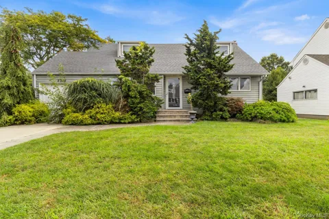 2075 Alan Drive