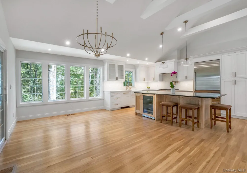 6 Fox Ridge Road Armonk, NY 10504