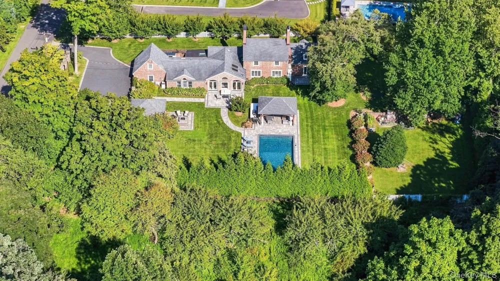 8 Rose Hill Road Suffern, NY 10901