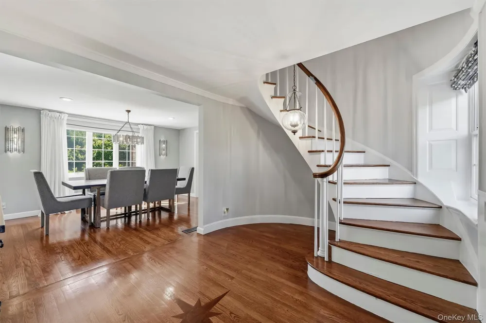 8 Rose Hill Road Suffern, NY 10901