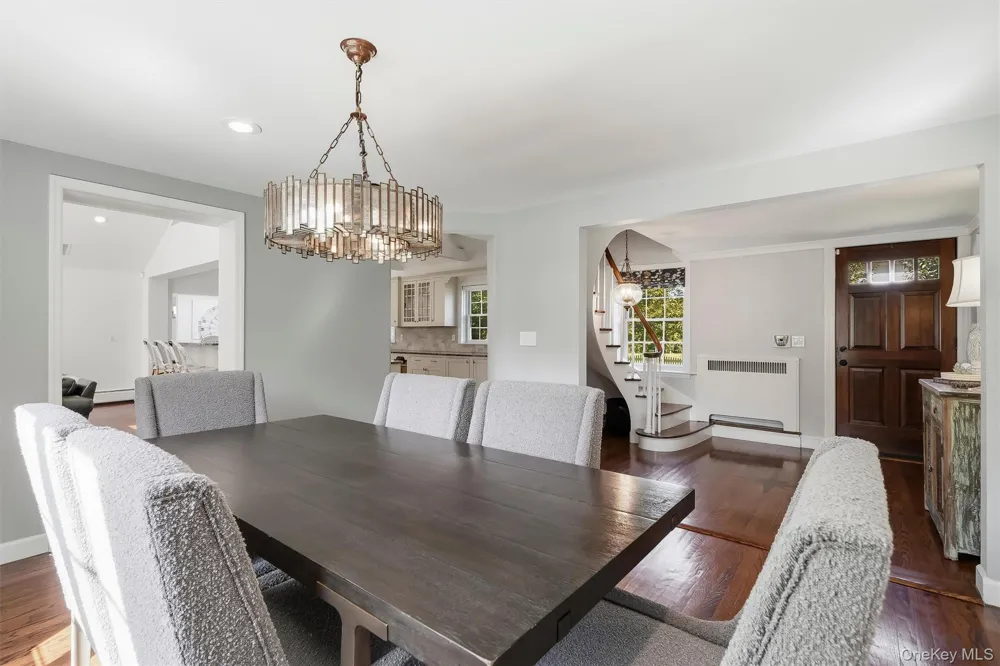 8 Rose Hill Road Suffern, NY 10901