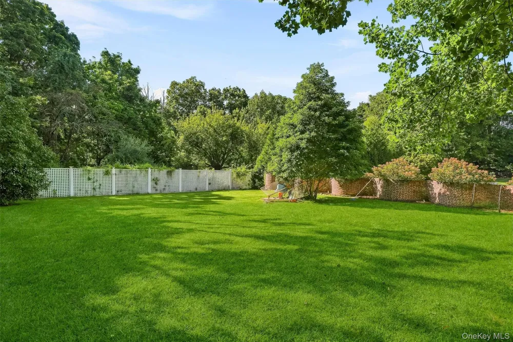 8 Rose Hill Road Suffern, NY 10901
