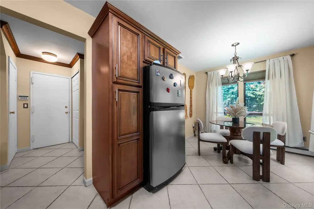 4 Lyndon Court Bohemia, NY 11716