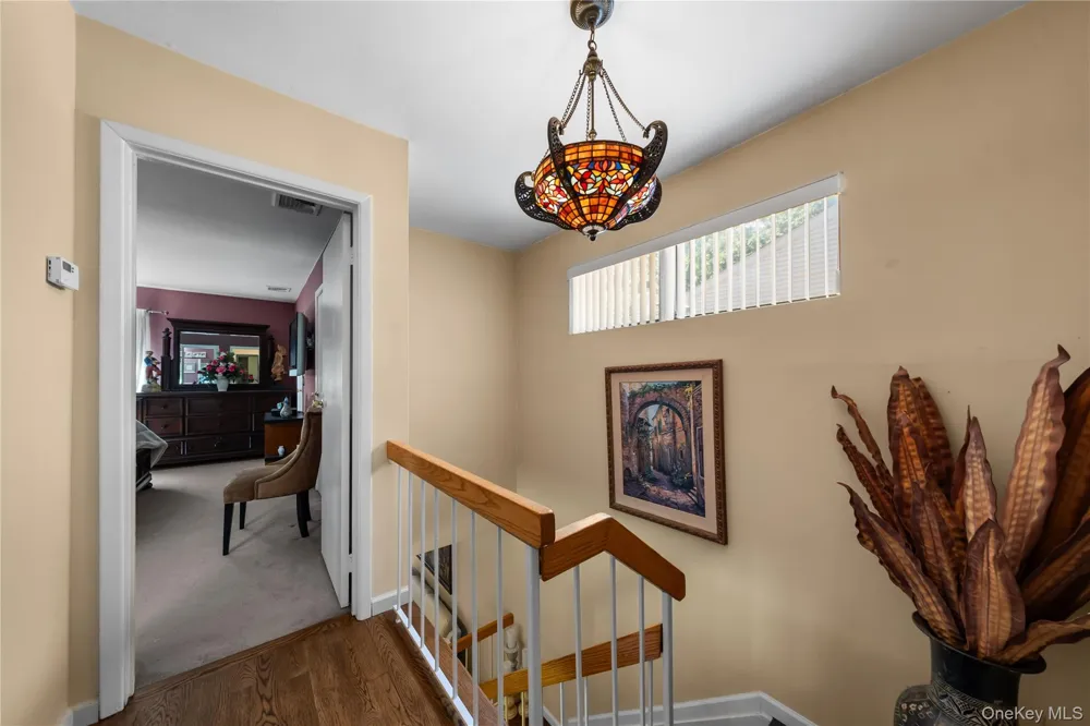 4 Lyndon Court Bohemia, NY 11716
