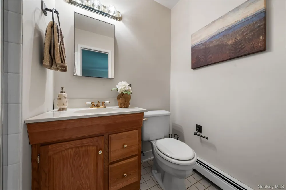 4 Lyndon Court Bohemia, NY 11716