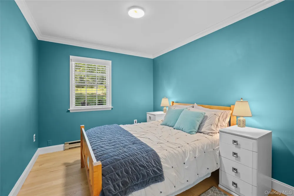 18 Beaver Lane W Westhampton, NY 11977