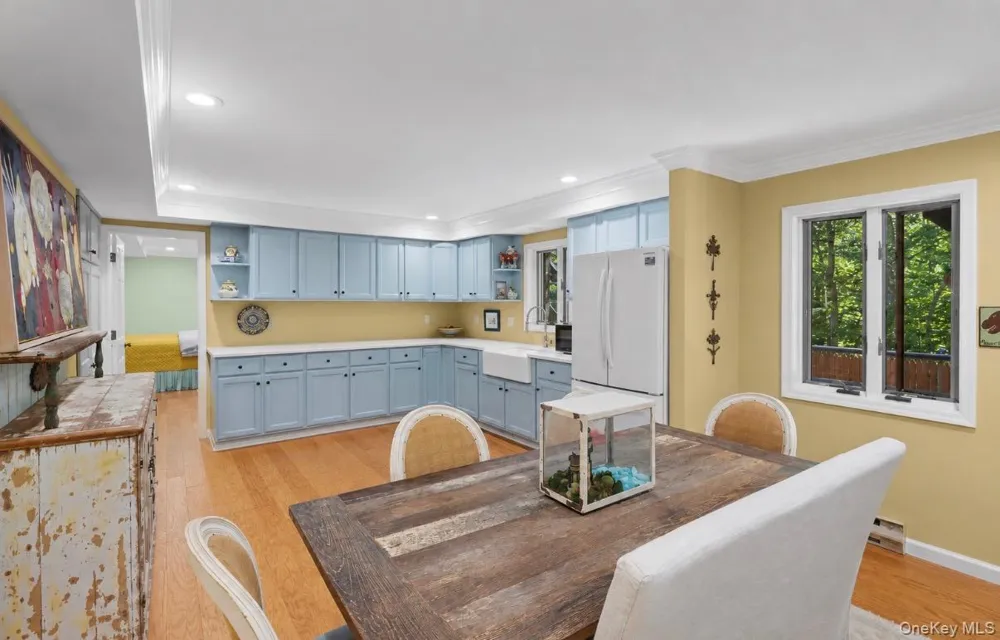 18 Beaver Lane W Westhampton, NY 11977