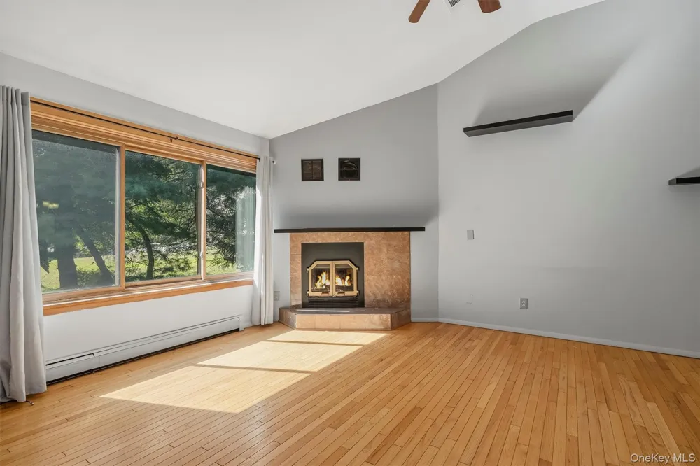 383 Rt 32 Woodbury, NY 10917