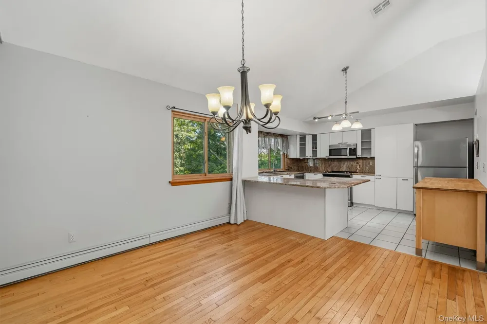 383 Rt 32 Woodbury, NY 10917