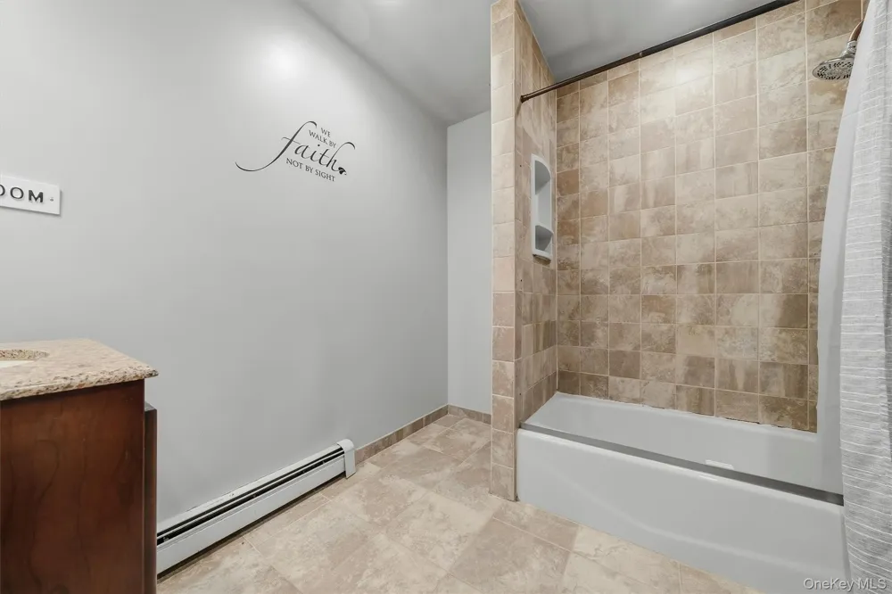 383 Rt 32 Woodbury, NY 10917