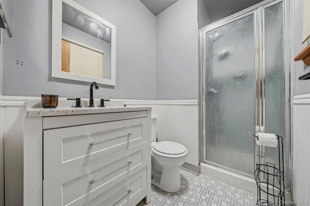 383 Rt 32 Woodbury, NY 10917