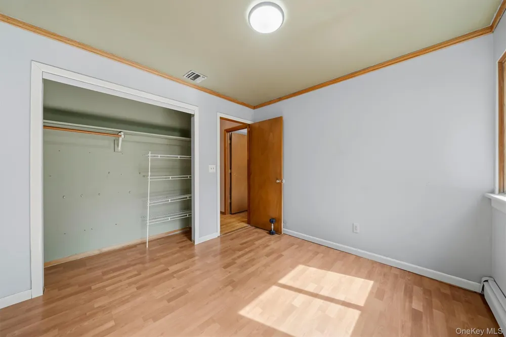 383 Rt 32 Woodbury, NY 10917