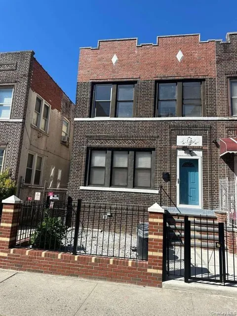 102 E 96th Street