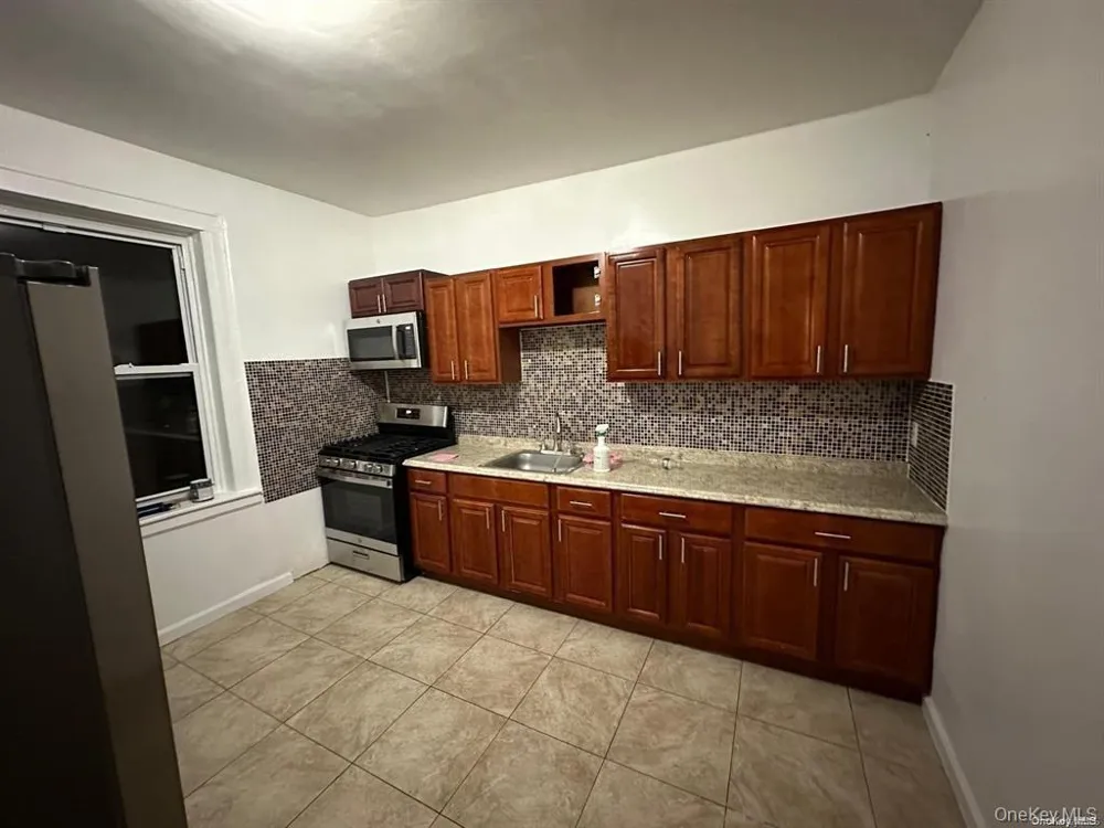 102 E 96th Street Brooklyn, NY 11212