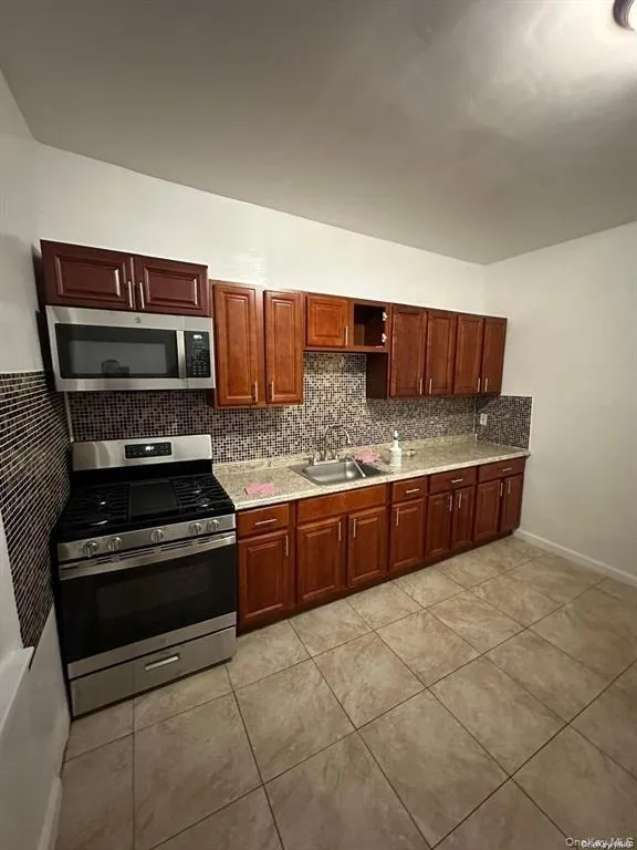 102 E 96th Street Brooklyn, NY 11212