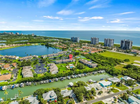 3209 S Lakeview Circle #8202