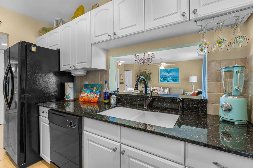3209 S Lakeview Circle #8202 Hutchinson Island, FL 34949