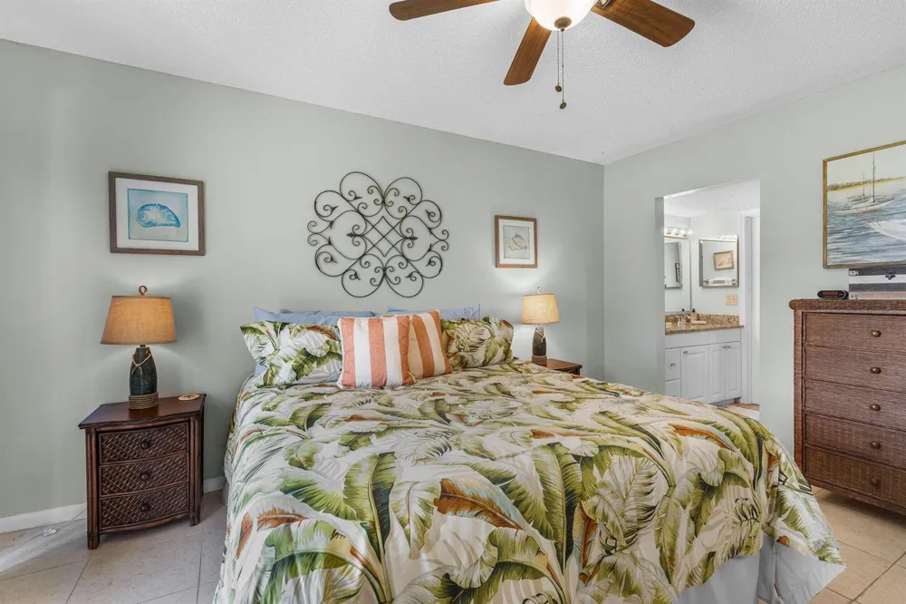 3209 S Lakeview Circle #8202 Hutchinson Island, FL 34949