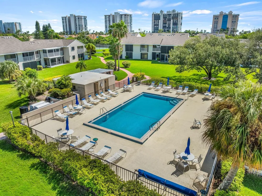 3209 S Lakeview Circle #8202 Hutchinson Island, FL 34949