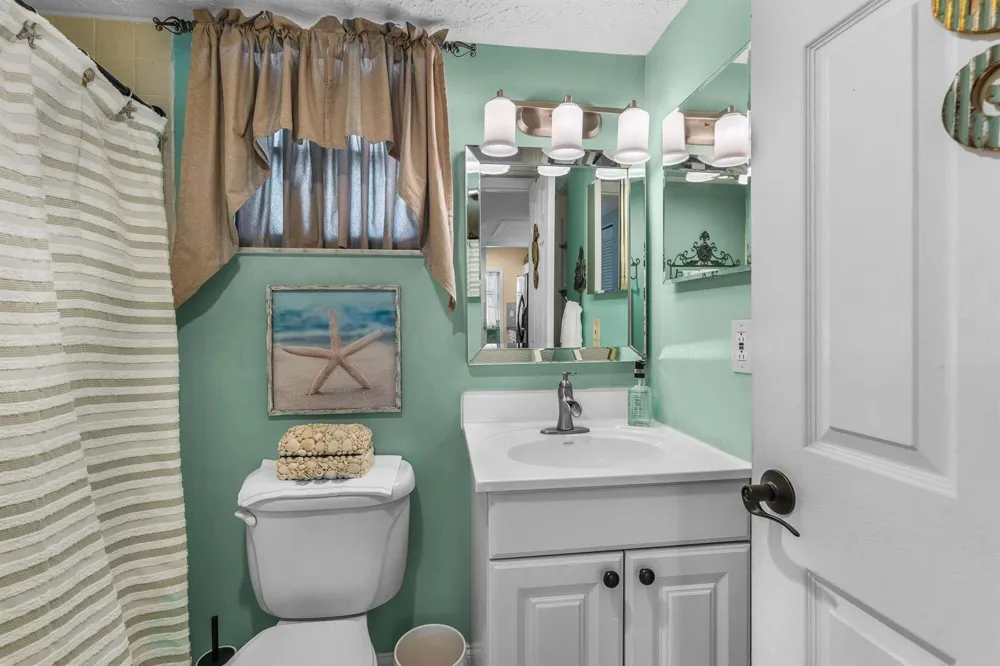 3209 S Lakeview Circle #8202 Hutchinson Island, FL 34949