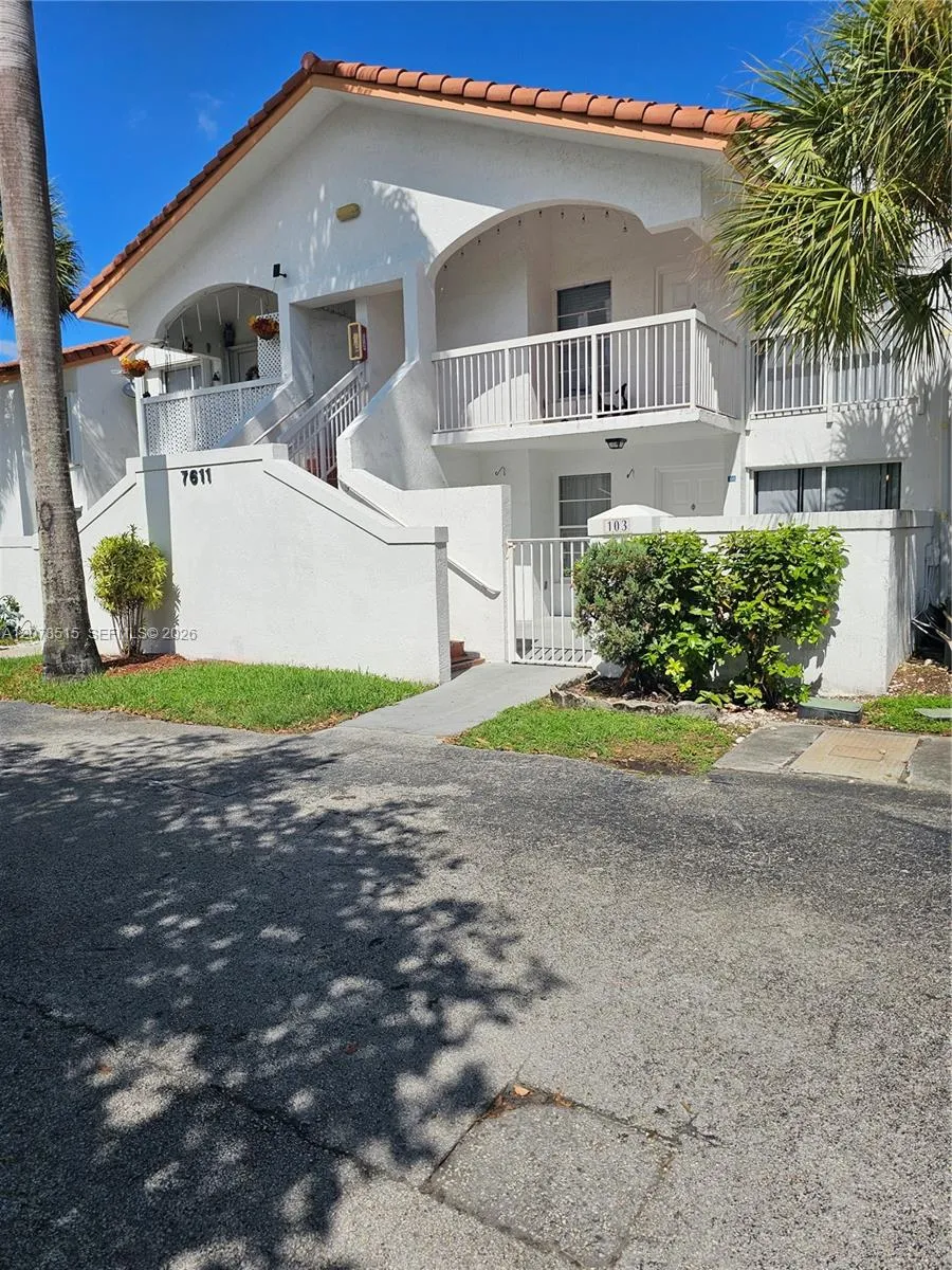 7611 SW 153rd Ct #103 Kendall, FL 33193