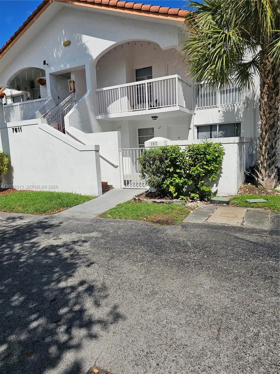 7611 SW 153rd Ct #103 Kendall, FL 33193