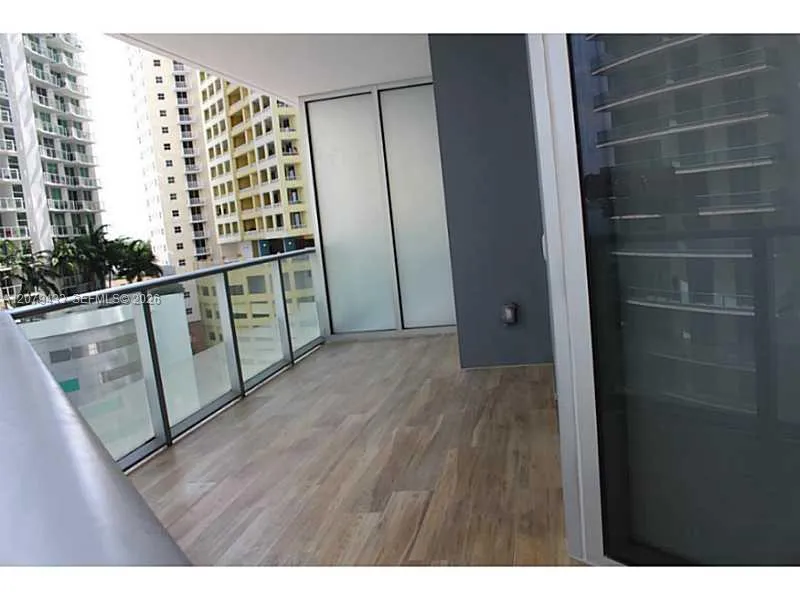 1300 Brickell Bay Dr #1008 Miami, FL 33131