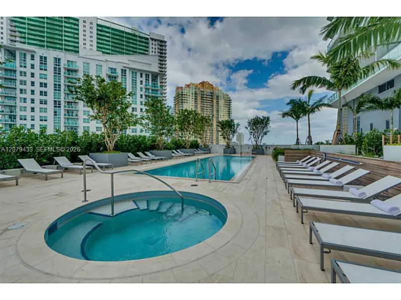 1300 Brickell Bay Dr #1008 Miami, FL 33131