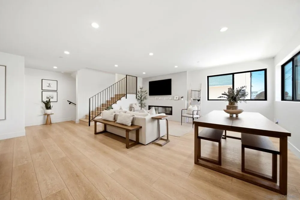 2126 San Clemente St San Diego, CA 92107