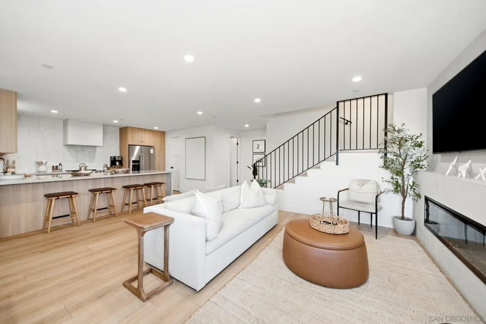2126 San Clemente St San Diego, CA 92107