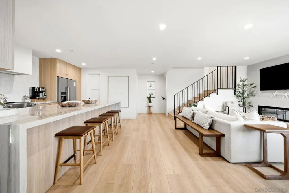 2126 San Clemente St San Diego, CA 92107