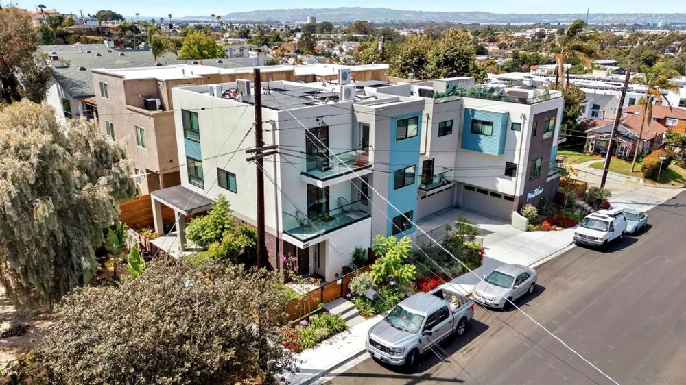 2126 San Clemente St San Diego, CA 92107