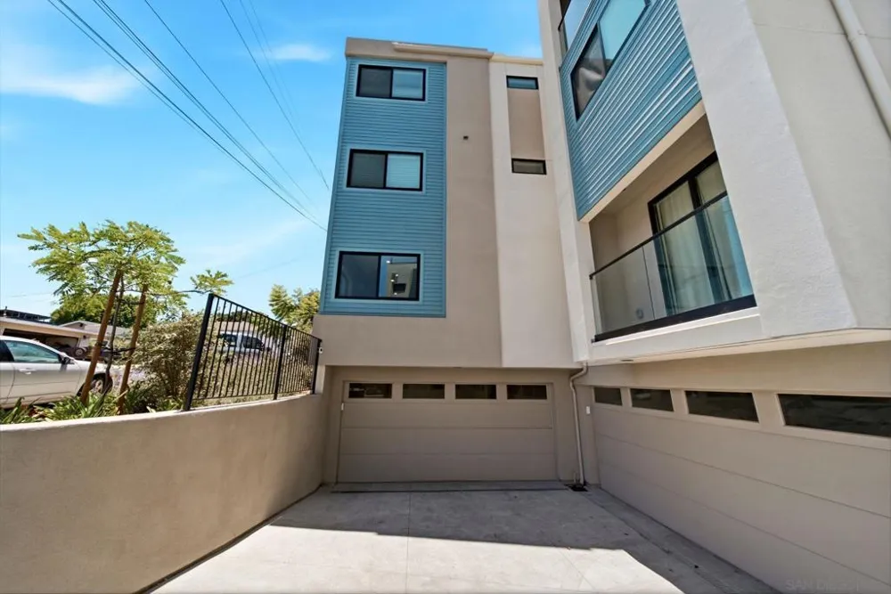 2126 San Clemente St San Diego, CA 92107