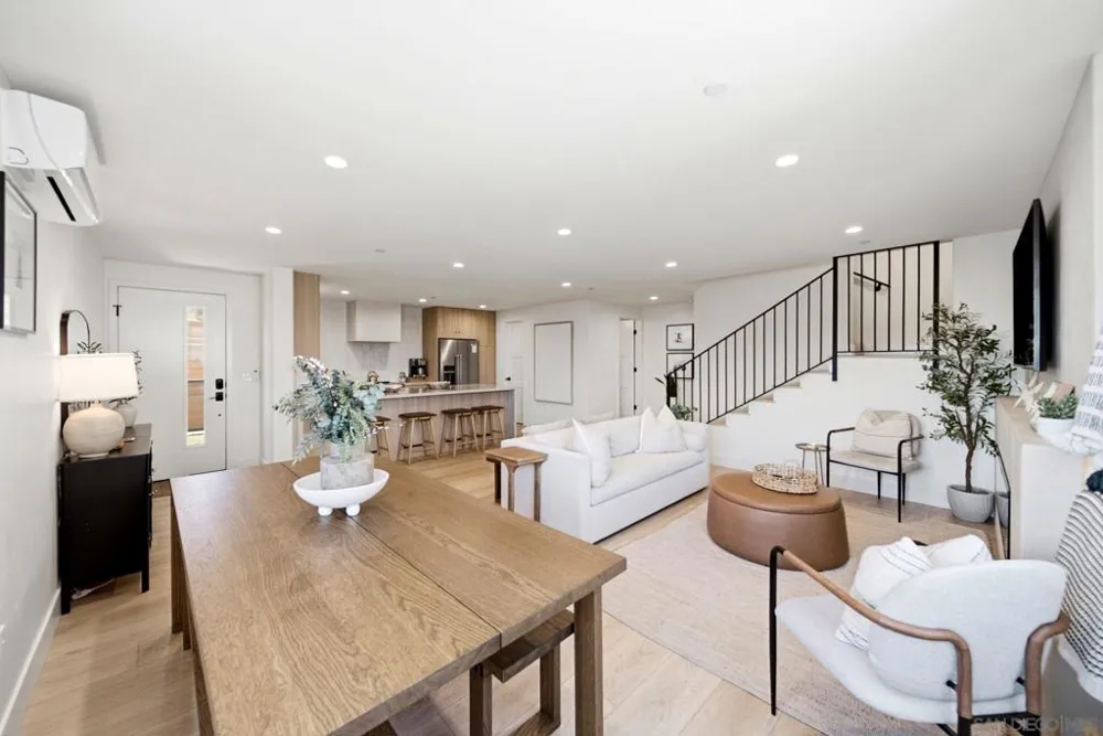 2126 San Clemente St San Diego, CA 92107