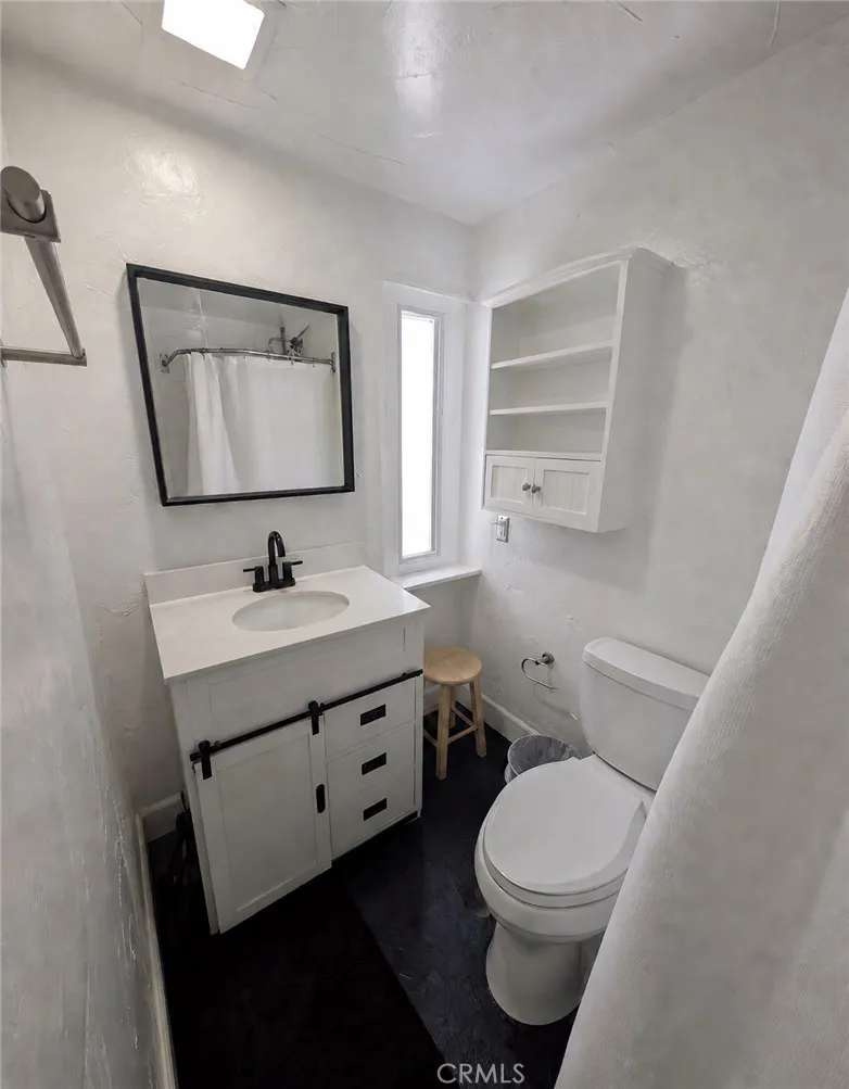 332 Lugonia Street Newport Beach, CA 92663