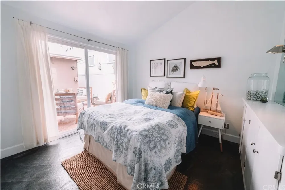 332 Lugonia Street Newport Beach, CA 92663
