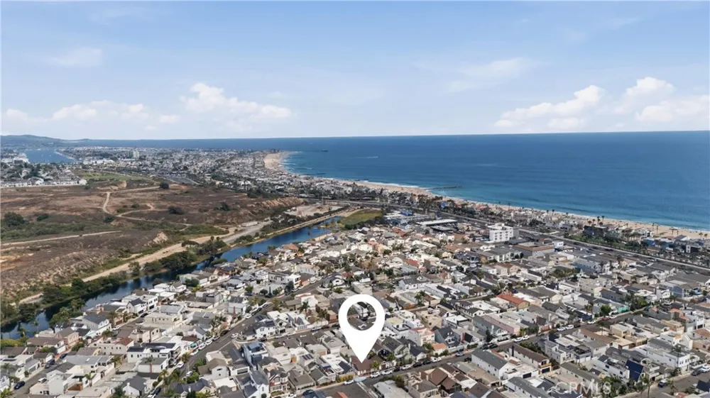 332 Lugonia Street Newport Beach, CA 92663