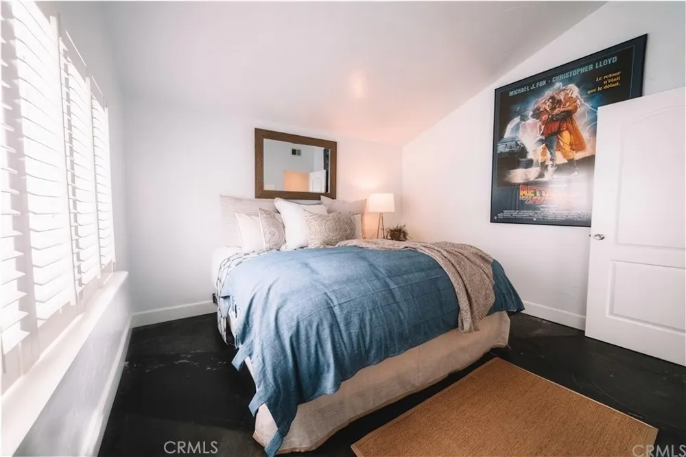 332 Lugonia Street Newport Beach, CA 92663