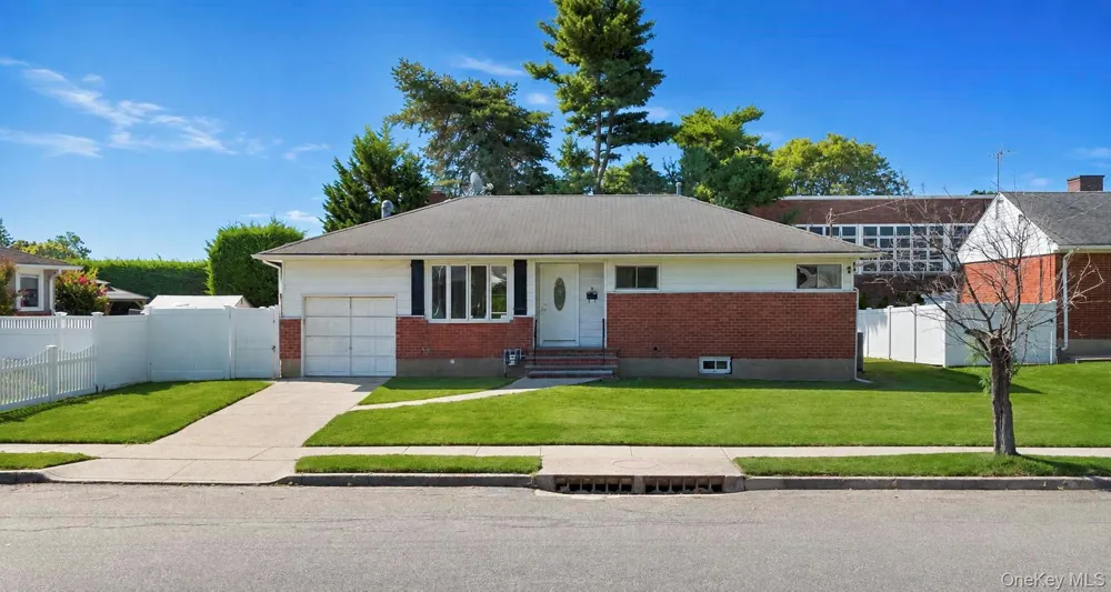 71 6th Street Hicksville, NY 11801
