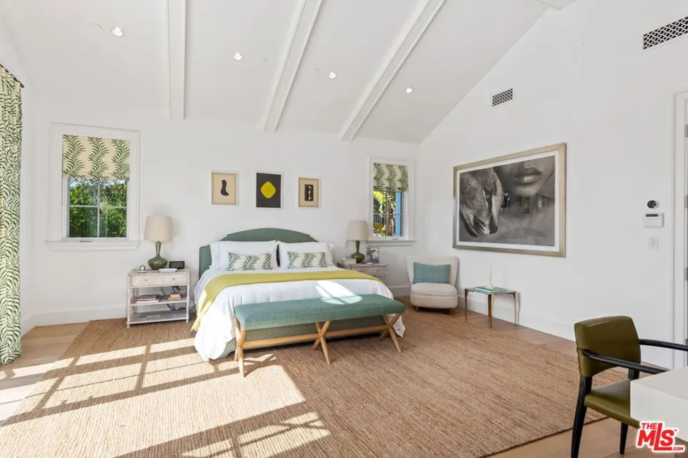 210 21st Street Santa Monica, CA 90402