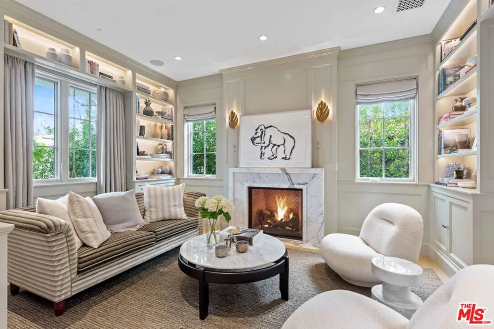 210 21st Street Santa Monica, CA 90402