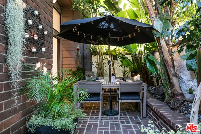13050 Mindanao Way #6 Marina del Rey, CA 90292