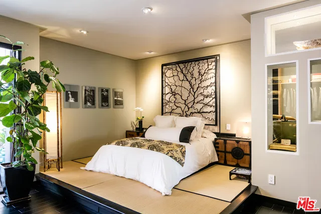13050 Mindanao Way #6 Marina del Rey, CA 90292